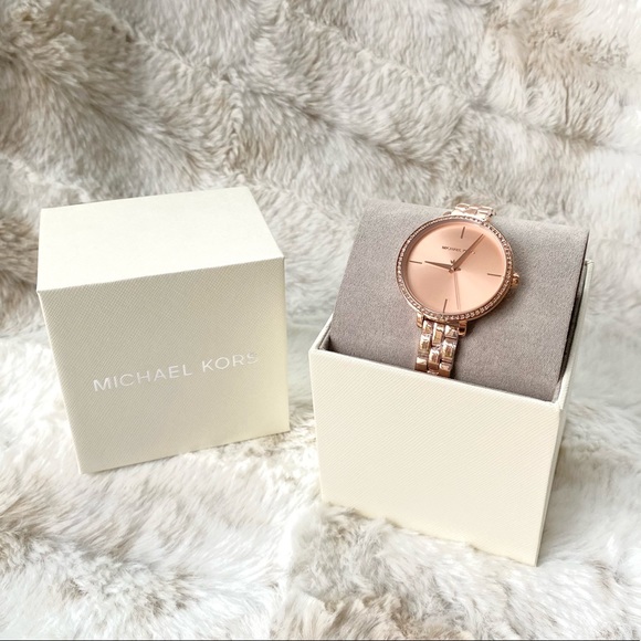 NWT authentic MK rosegold tone pave rim watch - Picture 2 of 8